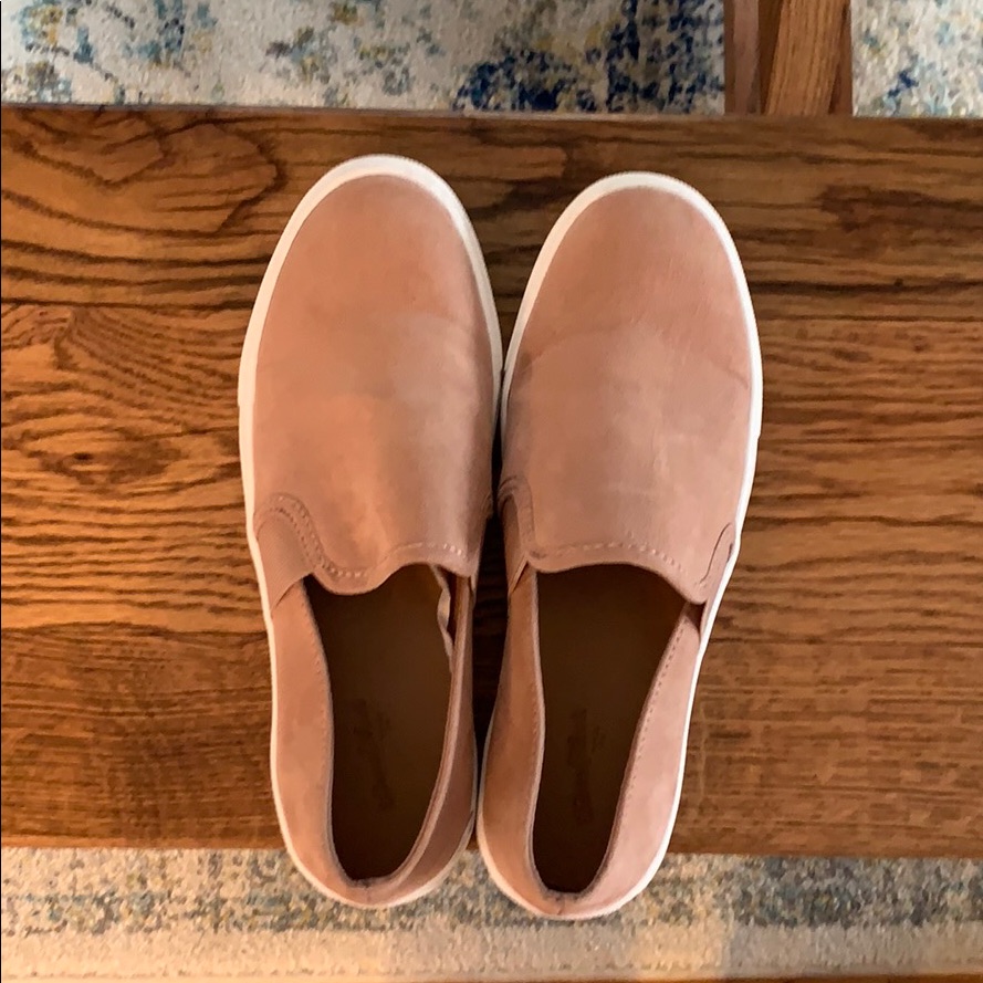 Universal Thread Slip Ons